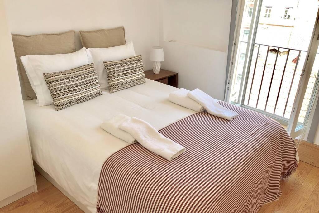 32 Top - Center Of Lisbon Duplex Apartment, Barrio Alto Exterior photo